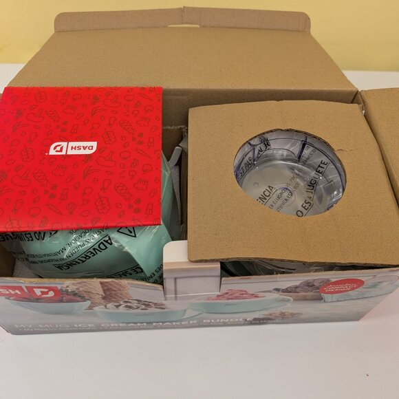 Dash My Pint Ice Cream Maker - Excellent Condition (Never Used) - Picture 3 of 4